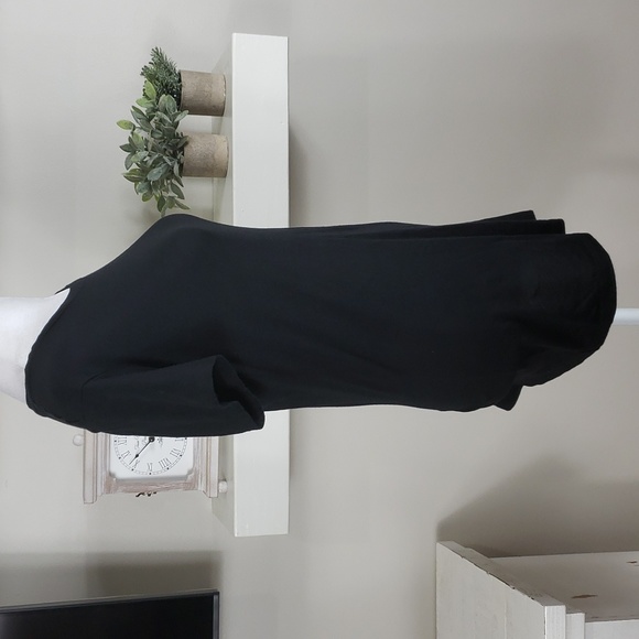 Halogen Soft Black Short Sleeve Tee - Picture 3 of 8